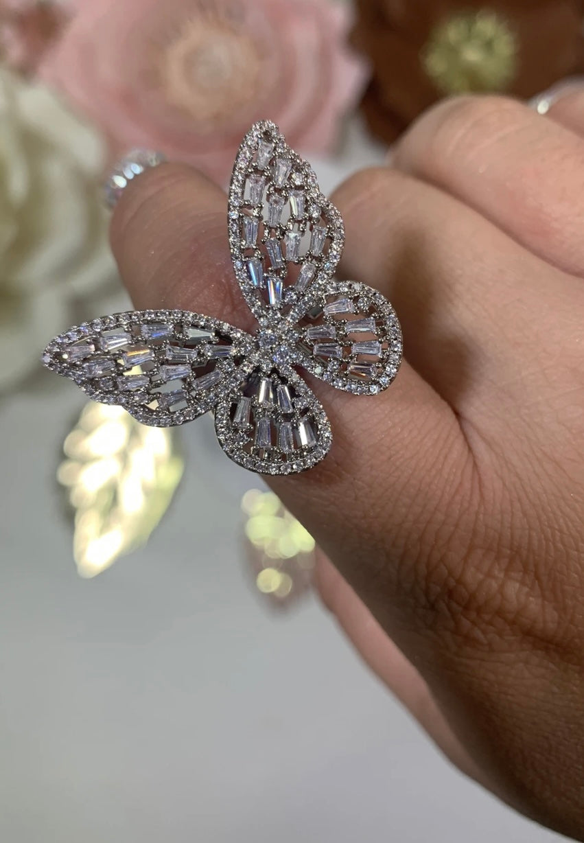 Butterfly ring